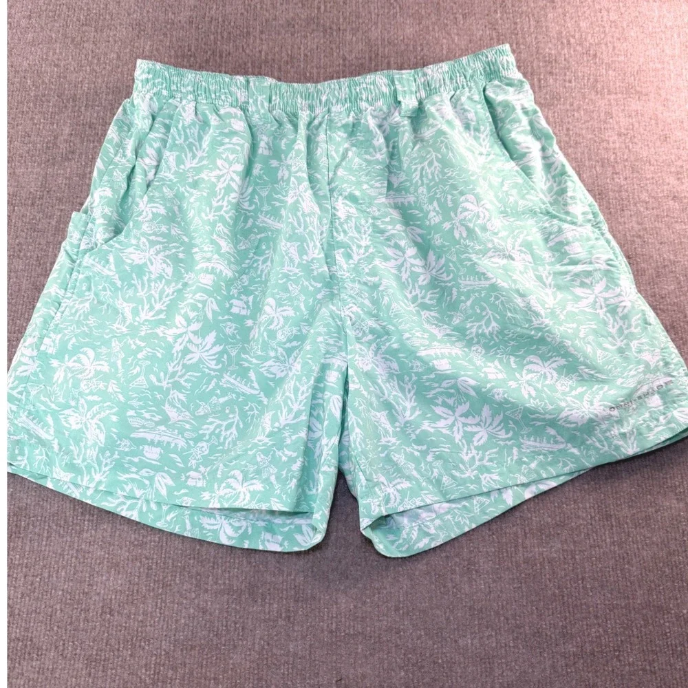 Columbia PFG Backcast III Water Shorts Mens Medium Mint Green Tropical FM1107